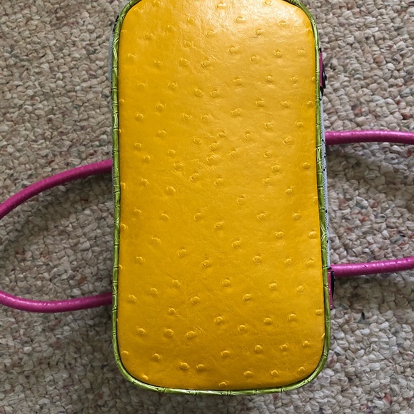 US POLI ASSN - Picture 6 of 8